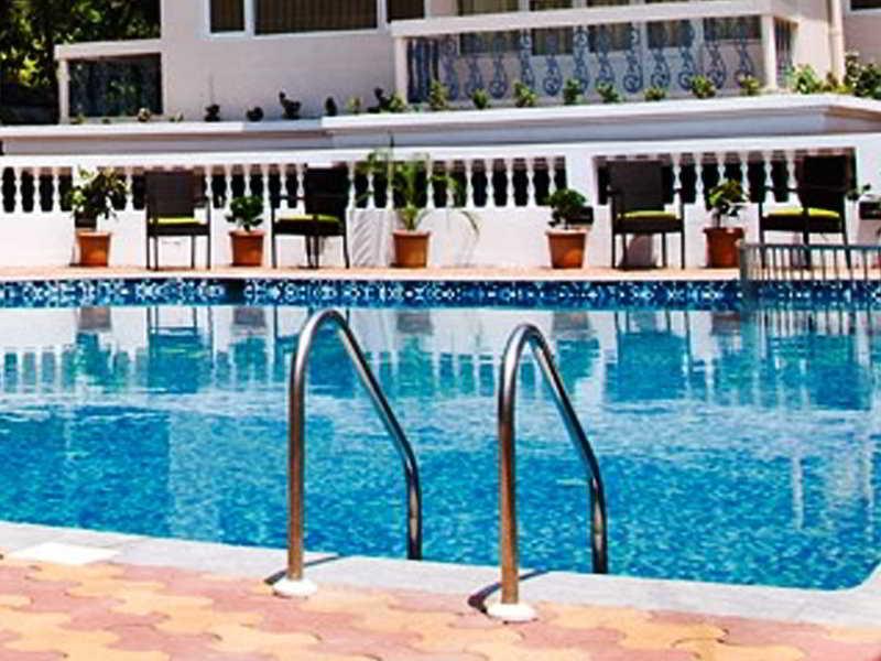 Hotel Clarion Ocean Palms Goa 4*